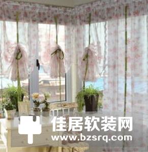 涤纶窗帘的特点,卷帘窗帘面料的选择,现代,简约高雅的窗帘