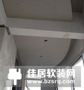 阳台吊顶用生态木还是石膏板?还有哪些材料比较好?