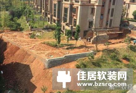 怎么知道自己私自搭建的阳光房算不算违章建筑？