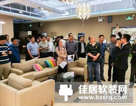 美的智慧家居首次亮相第28届中国制冷展，受多家地产企业认可