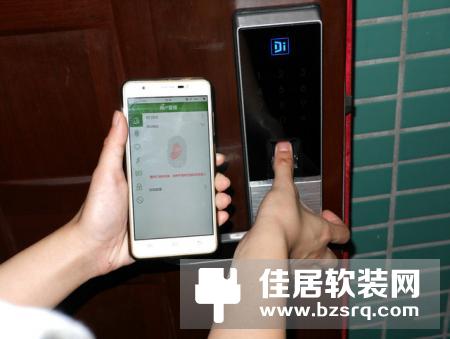 小嘀S8云智能锁，你的家庭安全卫士
