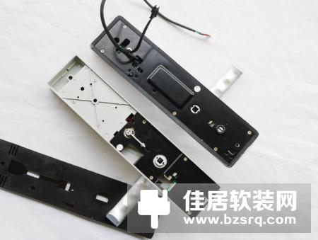 小嘀S8云智能锁，你的家庭安全卫士