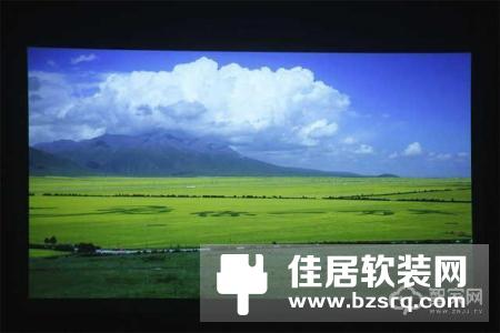 创维小湃P2评测：带智能语音互动的便携投影仪！