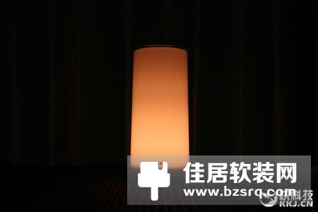 米家定制飞利浦智睿床头灯开箱图赏：无级旋转调光调色