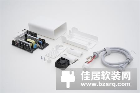智米车载逆变器拆解：细节做工到位 安全配置完善