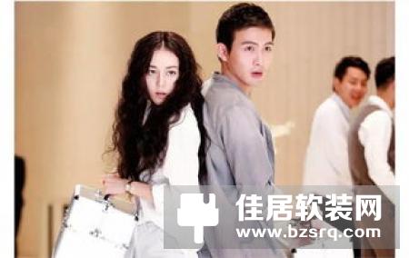 这是你女神想要的魔镜：化妆、追剧、天气预报