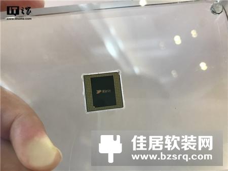 华为麒麟990系列芯片实拍