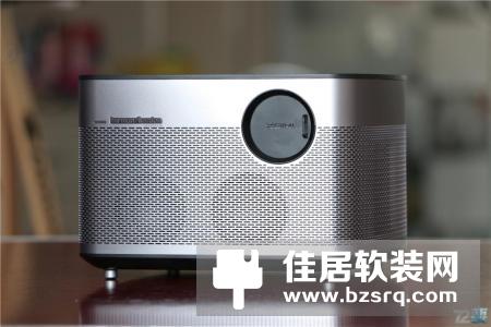 国际大PK：极米H1 1080P智能微投对决LG PF1500