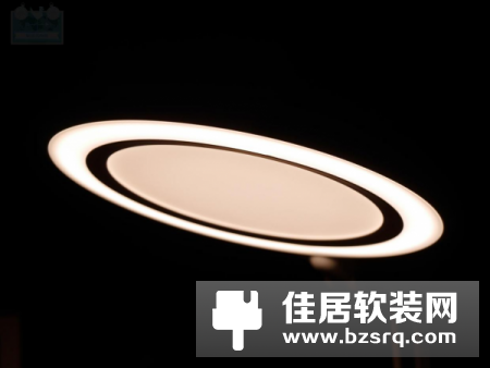 “营养均衡”自然光——孩视宝VL235B全光谱台灯体验