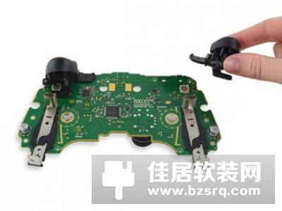 索尼PS4Pro游戏主机拆机图解：日媒号称“全球最强主机”到底怎么样？
