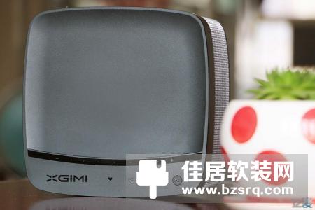 国际大PK：极米H1 1080P智能微投对决LG PF1500