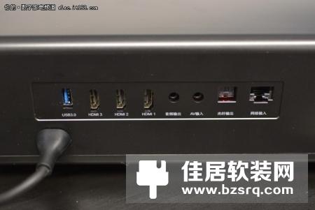 暴风激光电视M1搭载AI语音识别技术：声音遥控换台