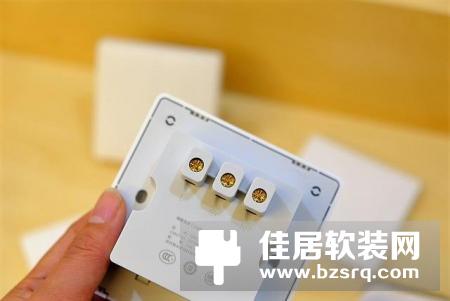 绿米Aqara智能开关套装试用体验：小米生态又出黑科技