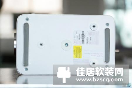 国际大PK：极米H1 1080P智能微投对决LG PF1500