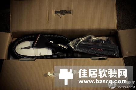博世BOSCH动物园系列无线吸尘器评测：嗖嗖嗖 搞定！