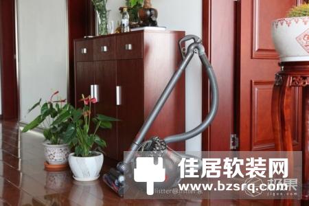 戴森Big Ball圆筒吸尘器评测：清洁的艺术