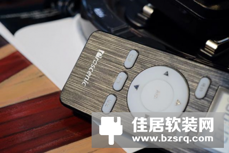 扫地机器人哪个牌子好？品牌扫地机器人790T开箱评测