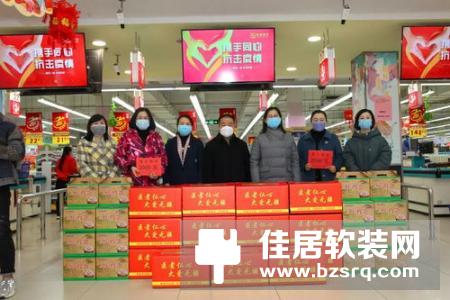 软银和万事达卡联合 让Pepper在必胜客上岗