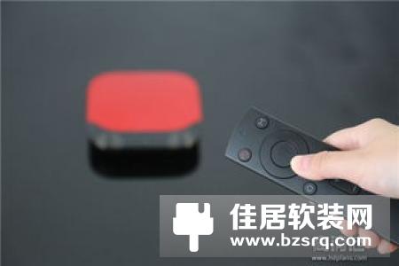 天猫魔盒M17/小米盒子3C横评：199元入门电视盒子买哪个？