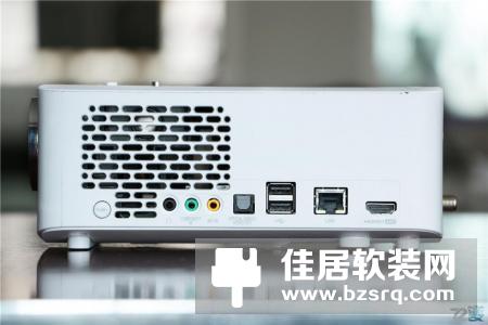 国际大PK：极米H1 1080P智能微投对决LG PF1500