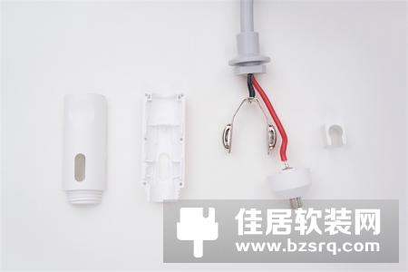 智米车载逆变器拆解：细节做工到位 安全配置完善