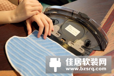 扫地机器人哪个牌子好？品牌扫地机器人790T开箱评测