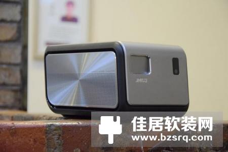 坚果J6与极米H1对比评测：全面画质旗舰投影该选谁？