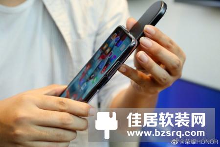 荣耀智慧屏官方自曝：无线投影功能成杀手锏