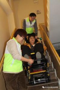 阿里本地生活服务“爬楼”